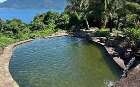 Ilhabela Chalés